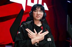 开云体育中国-FLY险胜Astralis，Kanavi统治全场的简单介绍