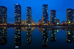 开云体育app-当骑士的铁蹄碾过时，小贾伦正雕刻着偶然中的必然