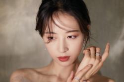 开云体育在线-防守的两极，杰伦格林的火热爆发与步行者的冰封锁死