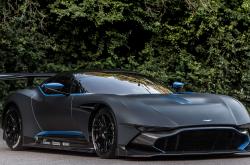 开云体育入口-一场关键战的常规赛突围，詹姆斯成为雄鹿破局雷霆的关键先生