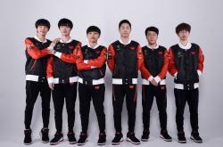 开云体育在线-FLY力克TeamWE，Clid统治全场