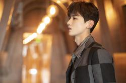 开云体育app-鹰隼冲破油表，当国王绝杀划亮F1街道，马克西于引擎轰鸣中接管比赛