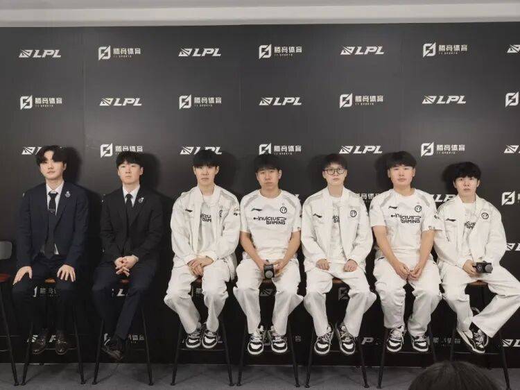 IG横扫DK，Faker打破历史纪录的简单介绍