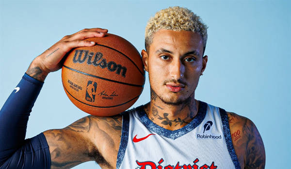 关于快船横扫奇才，凯尔·库兹马绝境逆转的信息