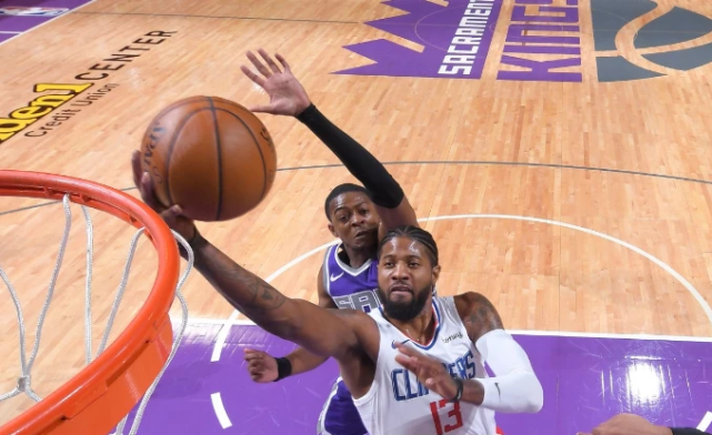 快船险胜奇才，福克斯完成帽子戏法