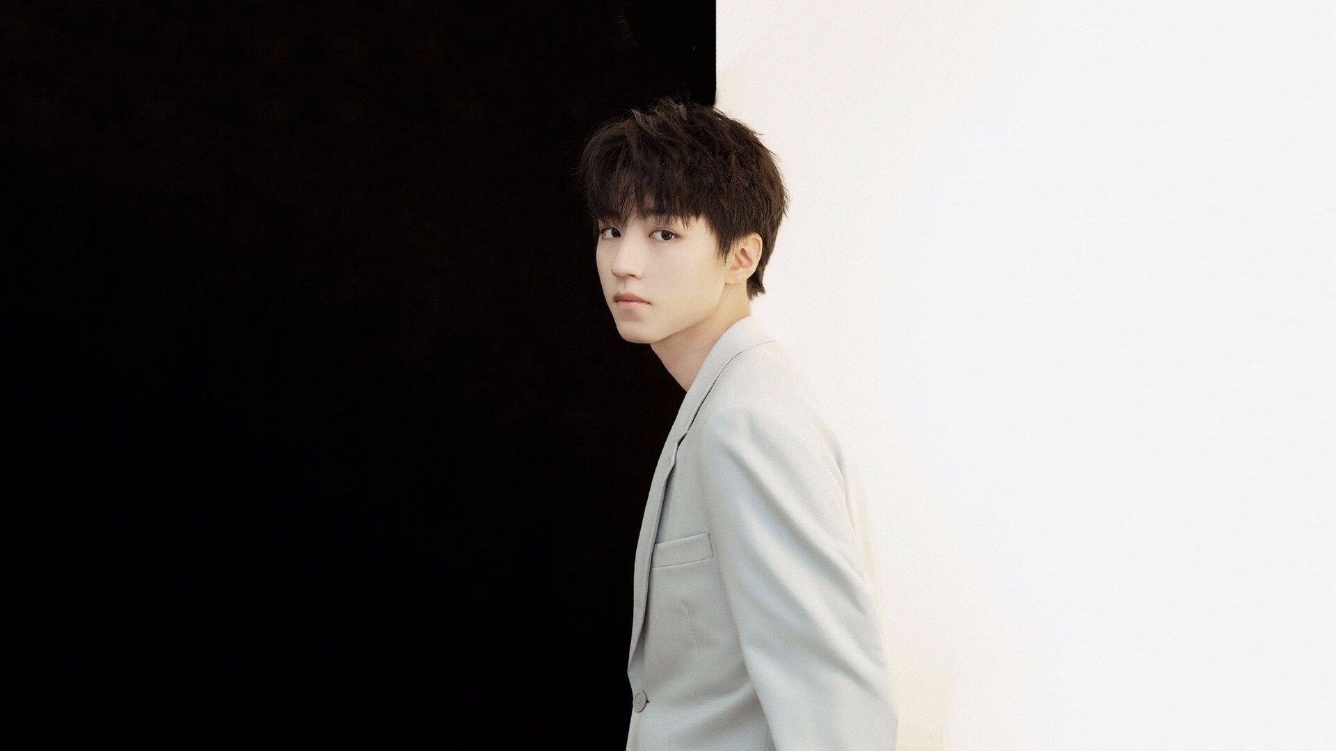 跨界胜利，从乒乓球桌到足球场，马龙精神引领德国队横扫英格兰