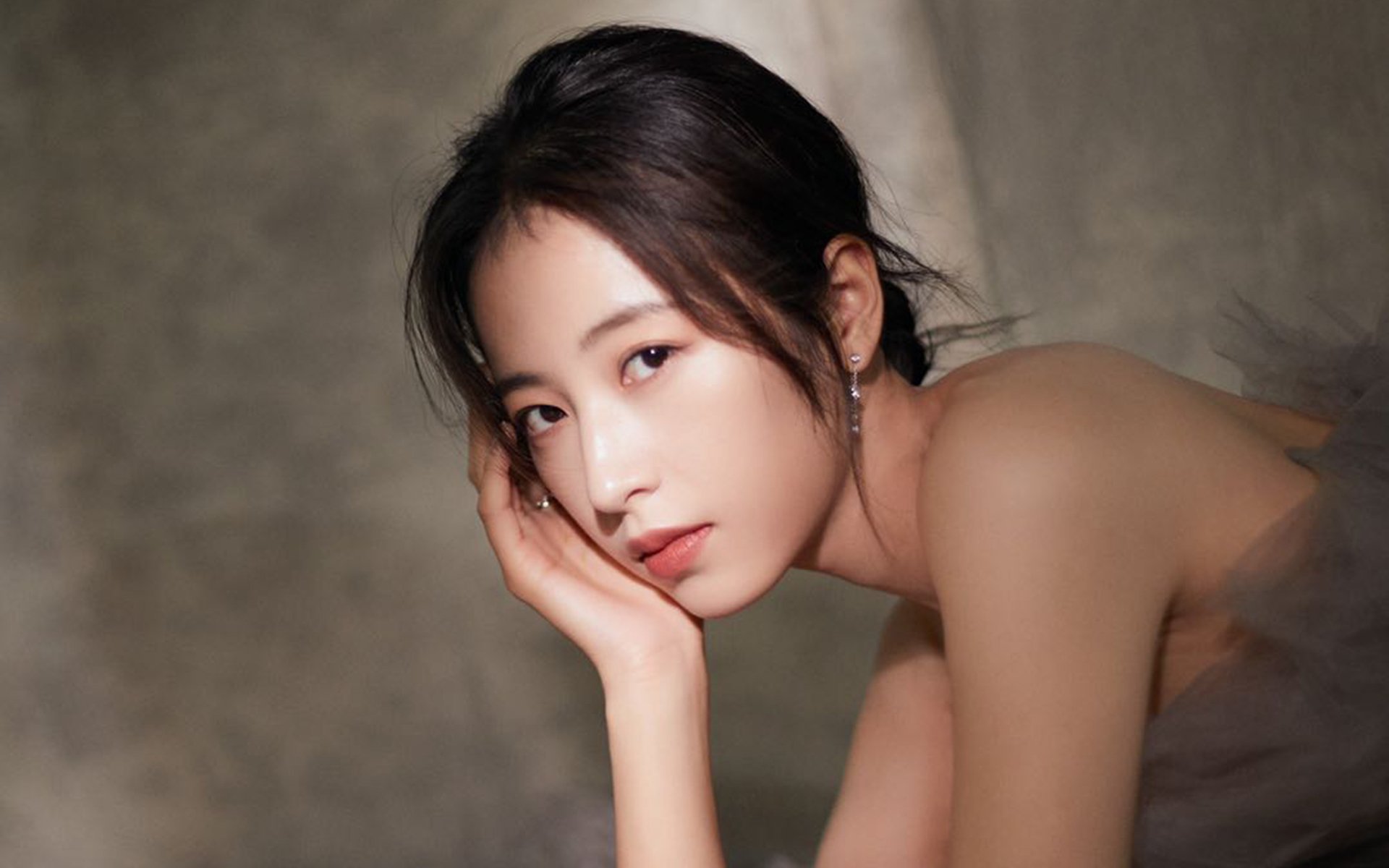 宿命轮回，当贝林厄姆踩过旧神，马德里沉默注视新王崛起