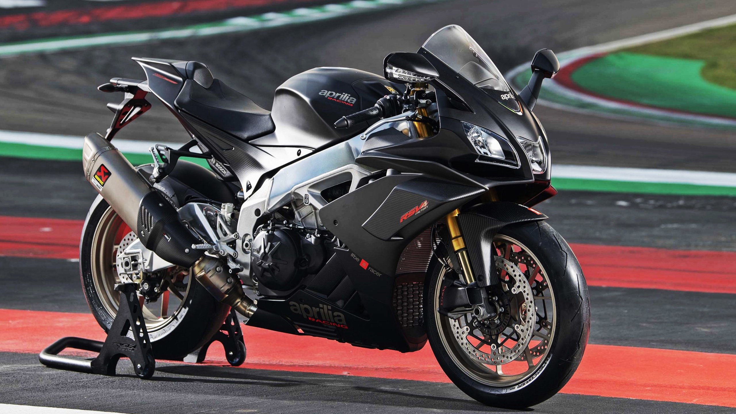 当伊布手握方向盘,两个最后时刻如何重塑胜利的定义