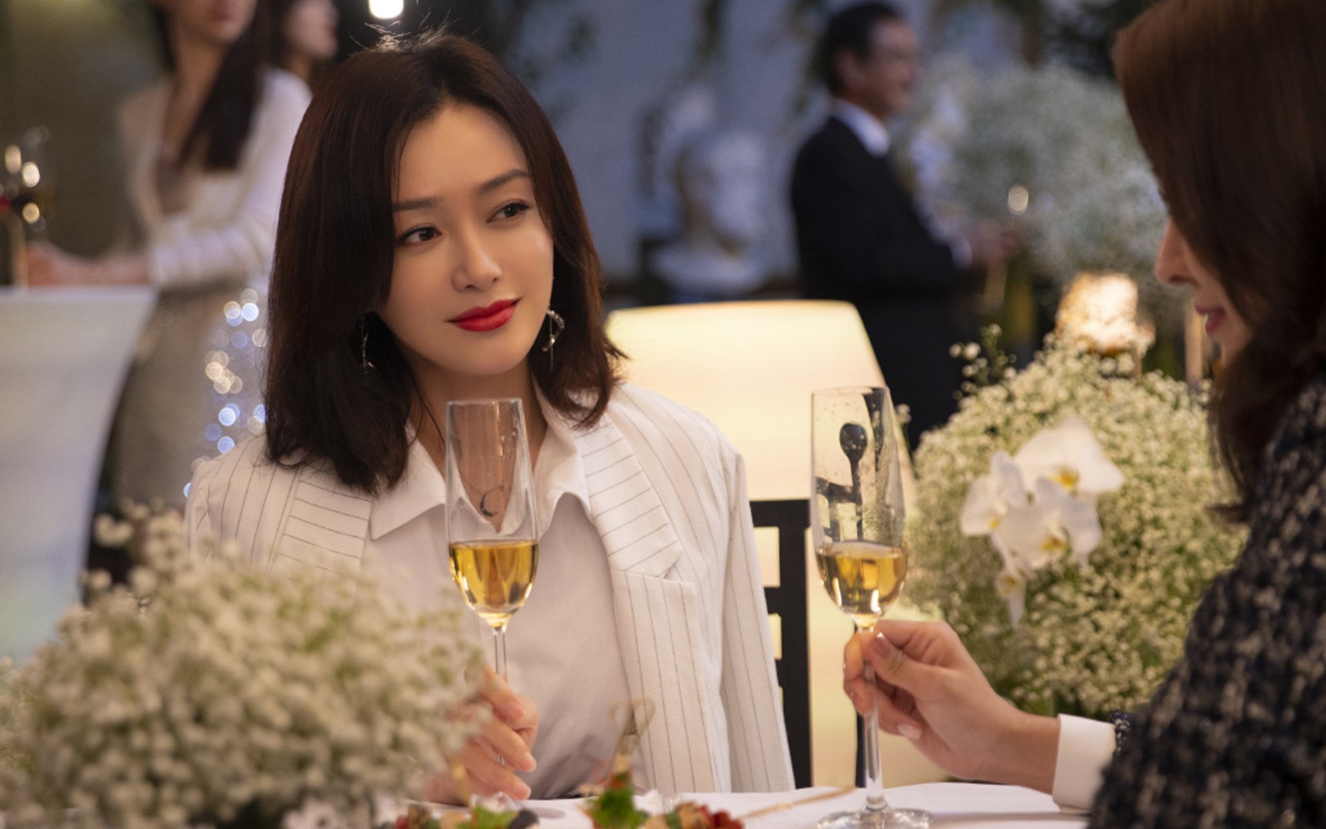 当爱德华兹的流星划破杭州夜空，浙江队用东方兵法锁死快船